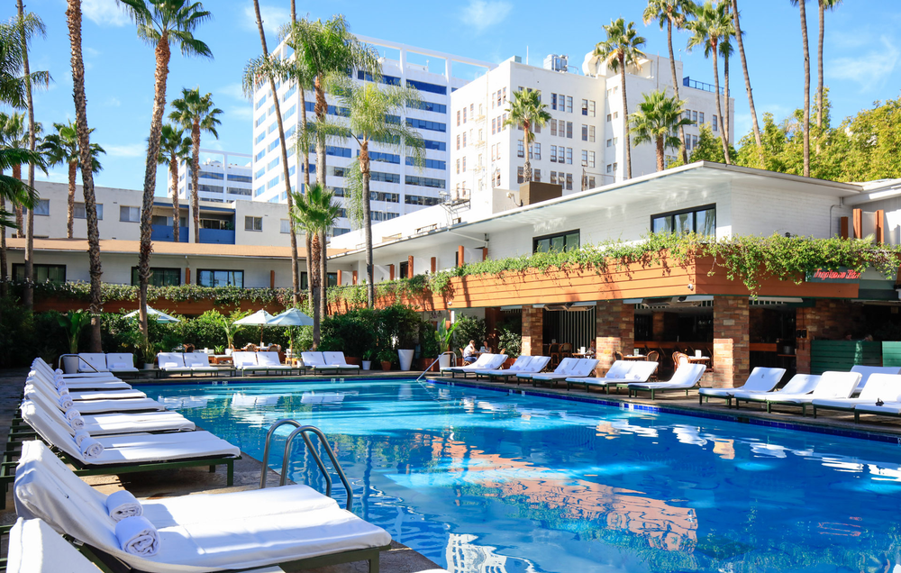 The Best Hotel Pools with Family Day Passes in Los Angeles!