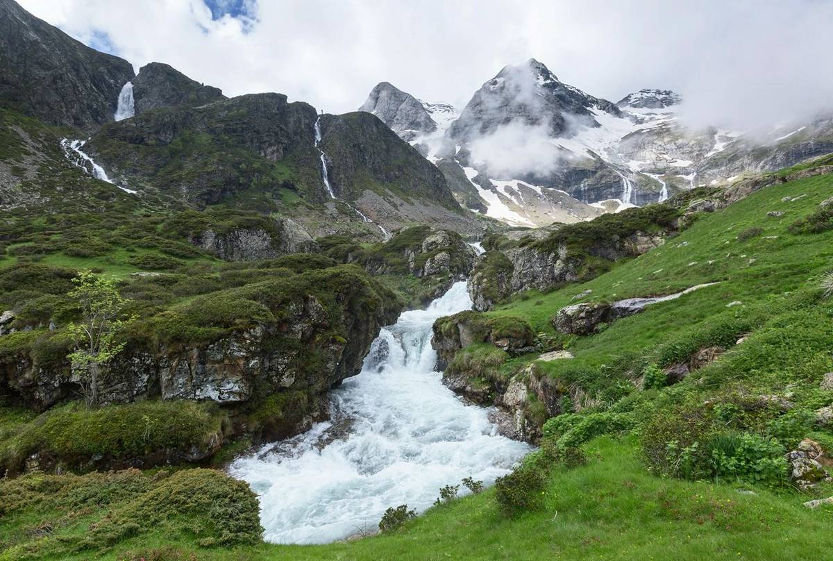 The most beautiful places to visit in French Pyrenees Encyclopedia of